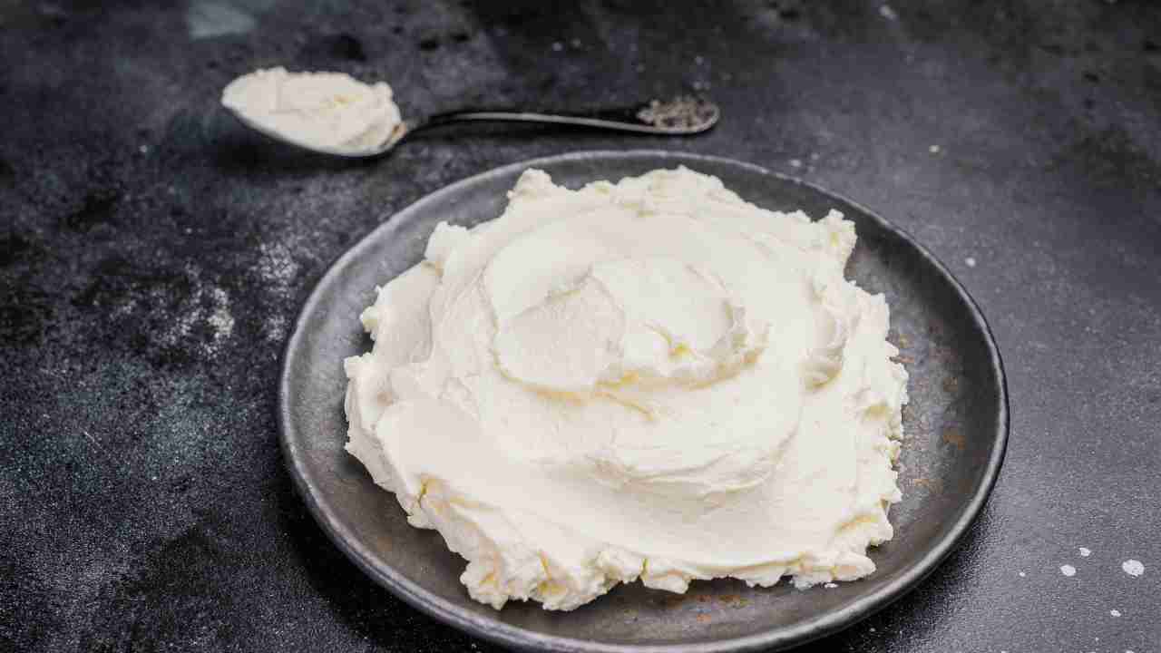 Crema al mascarpone leggera, il trucco per non rinunciare al dolce