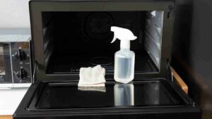 Pulire il forno senza smontare il vetro - 0web.it